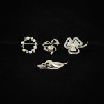 1352 4281 BROOCHES